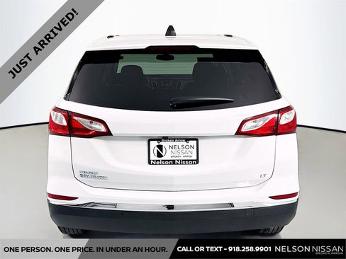 Used 2018 Chevrolet Equinox LT image 6