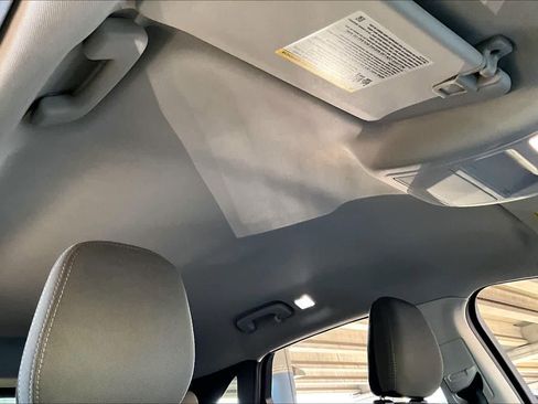 Used 2022 Ford Escape SE w/ SE Sport Appearance Package image 13