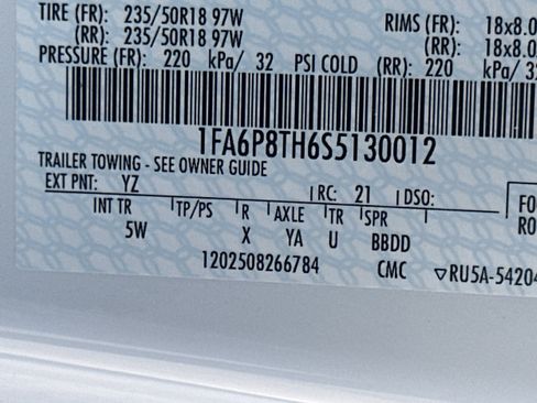 Used 2025 Ford Mustang Premium RWD image 20