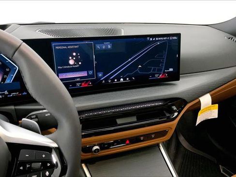 Used 2026 BMW 330i xDrive Sedan w/ Premium Package image 5