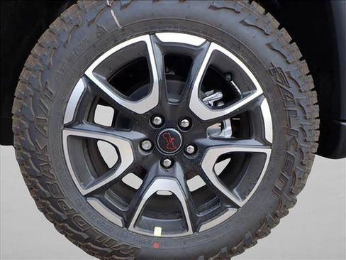 New 2026 Jeep Compass Trailhawk w/ Sun, Sound & Navigation Group AWD/4WD image 7