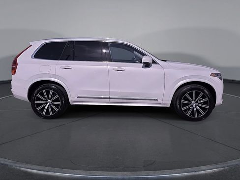 Certified 2025 Volvo XC90 B6 Plus AWD/4WD image 12