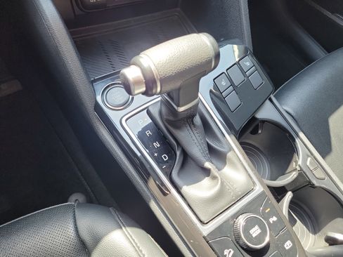 Used 2023 Kia Sportage EX FWD image 36