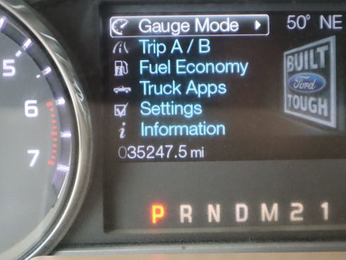 Used 2015 Ford F250 XLT w/ XLT Value Package image 31