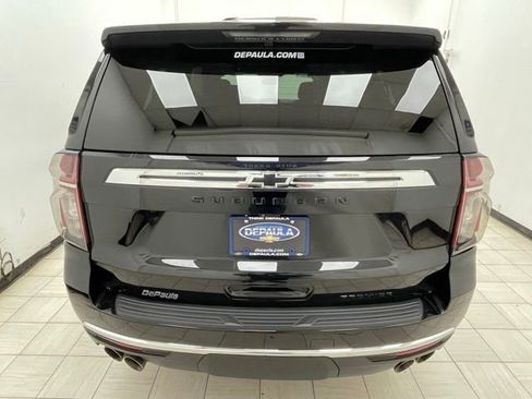 Used 2023 Chevrolet Suburban Premier w/ Premium Package 2 AWD/4WD image 17