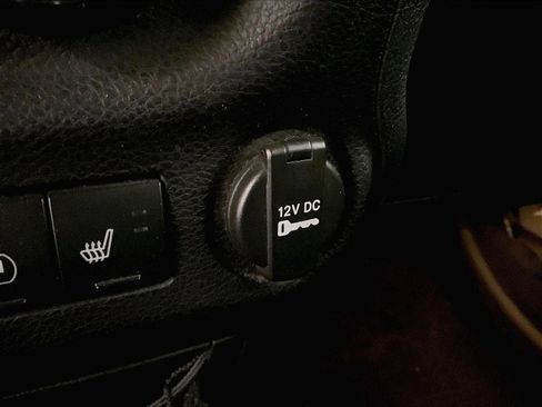 Used 2016 Jeep Wrangler Unlimited Sport AWD/4WD image 32