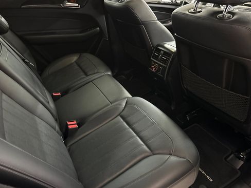 Used 2018 Mercedes-Benz GLE 43 AMG 4MATIC image 30