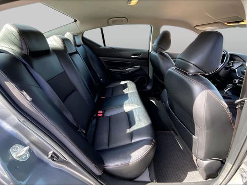 Used 2020 Nissan Altima 2.5 SR FWD image 18