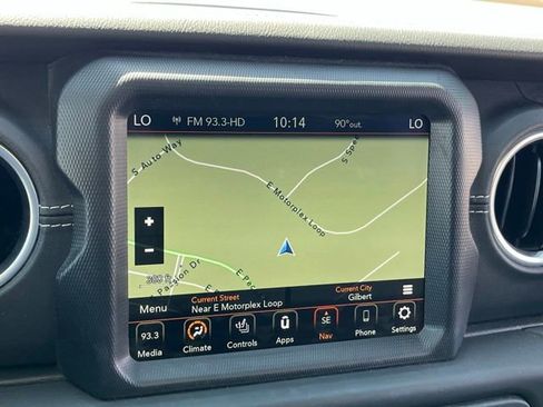 Used 2023 Jeep Wrangler Unlimited Sahara w/ Cold Weather Group AWD/4WD image 24