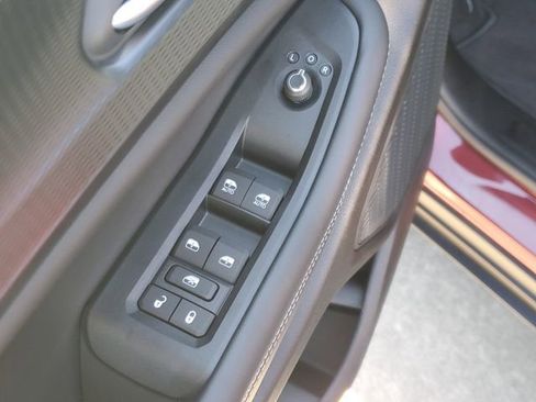New 2025 Jeep Grand Cherokee L Altitude RWD image 18