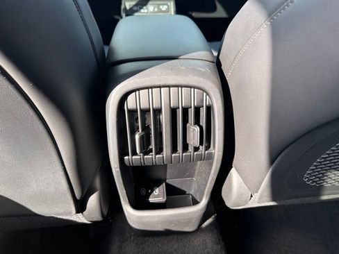 Used 2024 Hyundai Kona Limited AWD/4WD image 14