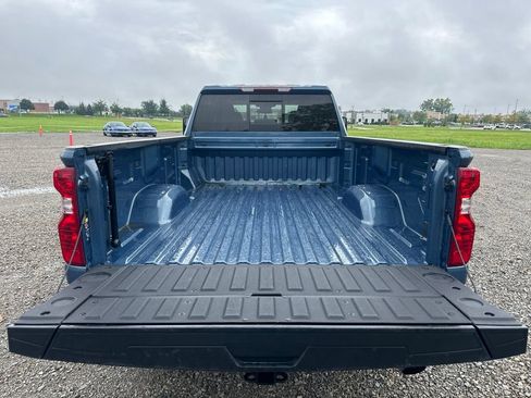 Used 2024 Chevrolet Silverado 2500 LT w/ Convenience Package AWD/4WD image 12