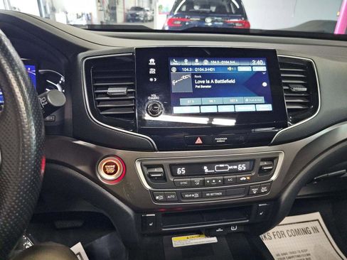 Used 2023 Honda Passport EX-L image 6