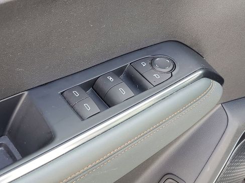Certified 2024 GMC Acadia AT4 w/ Luxury Package AWD/4WD image 25