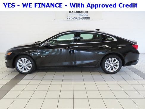 Used 2023 Chevrolet Malibu LT image 3