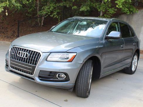 Used 2016 Audi Q5 2.0T Premium Plus image 3