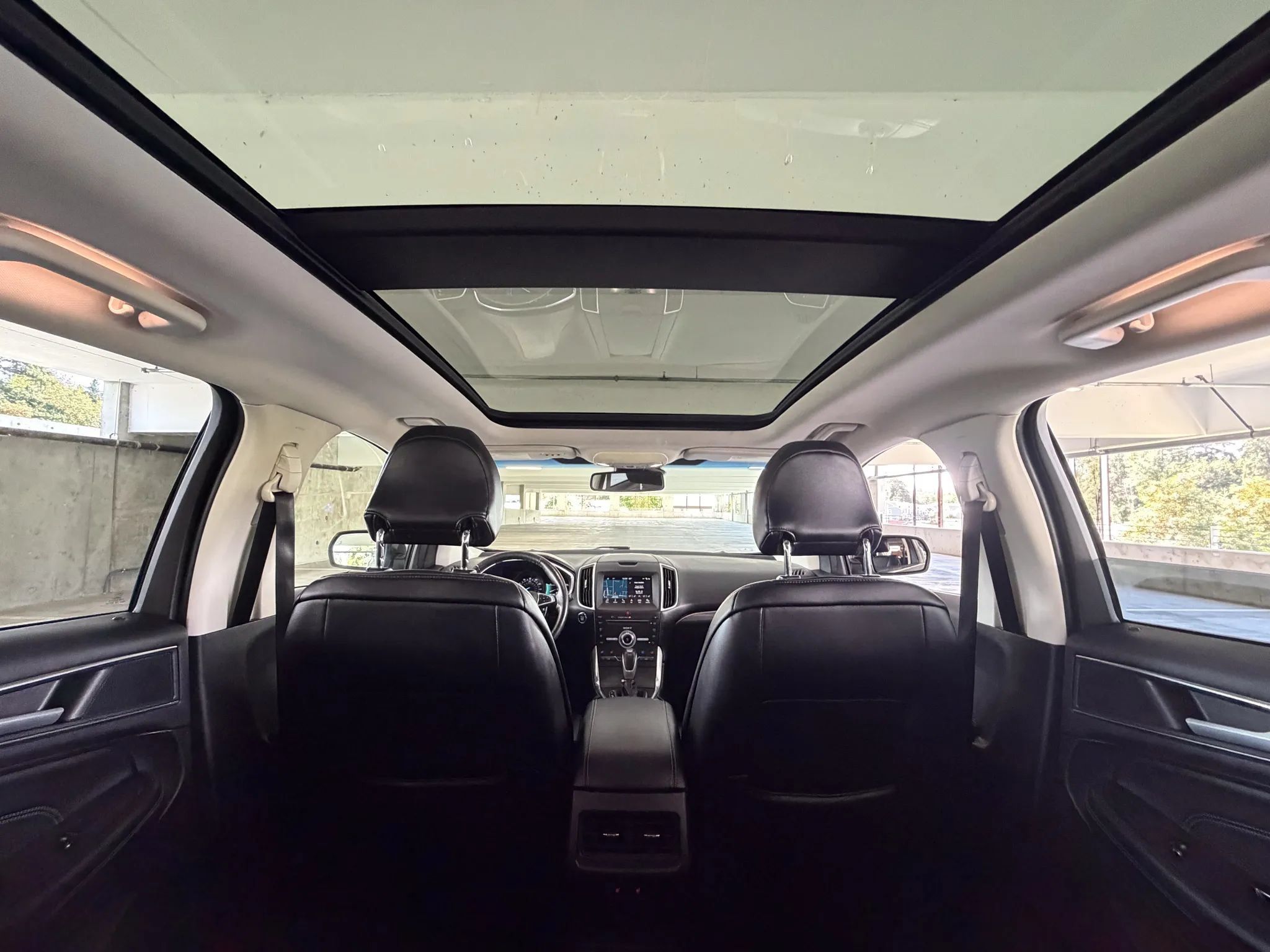 Used 2017 Ford Edge Titanium w/ Equipment Group 302A AWD/4WD image 24