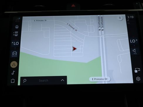 Certified 2026 Land Rover Range Rover Velar Dynamic SE image 15