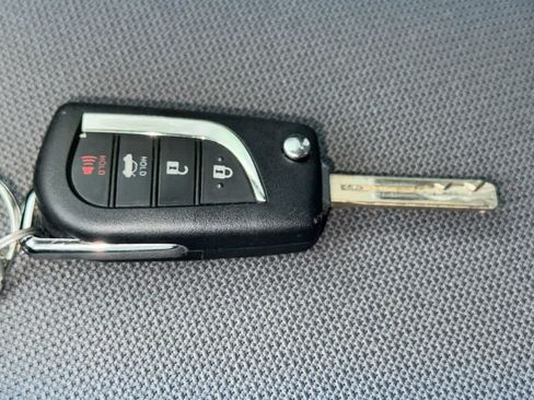 Used 2026 Toyota Corolla LE FWD image 28