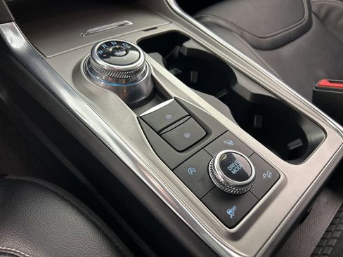 Used 2020 Ford Explorer ST image 21