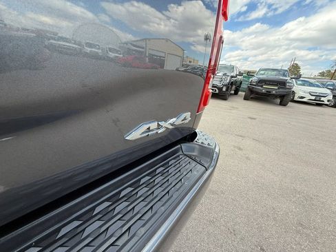 Used 2024 RAM 2500 Laramie AWD/4WD image 26