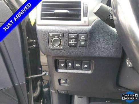 Used 2023 Lexus GX 460 Luxury w/ Accessory Package AWD/4WD image 20