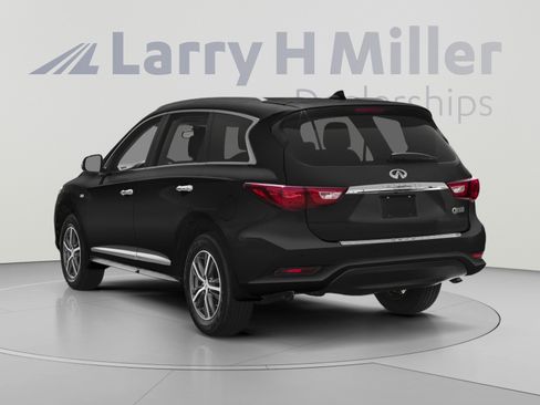 Used 2018 INFINITI QX60 Luxe w/ Deluxe Technology Package AWD/4WD image 2