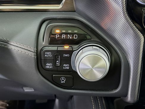 Used 2020 RAM 1500 Limited AWD/4WD image 17