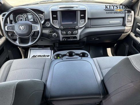 Used 2024 RAM 2500 Big Horn w/ Bed Utility Group image 14