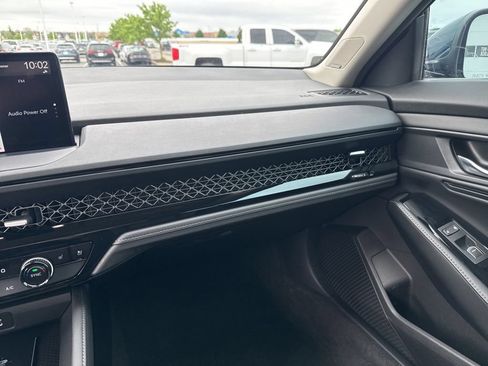 Used 2023 Honda Accord Touring image 25