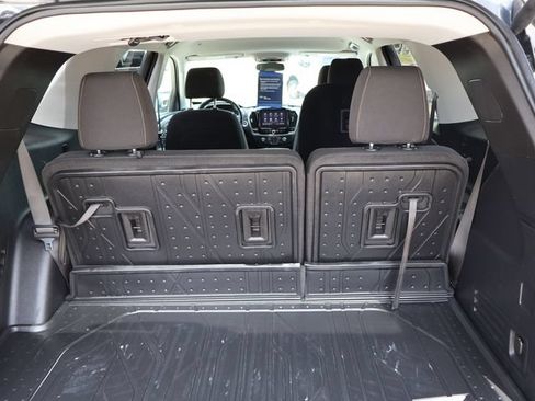 Used 2020 Chevrolet Traverse LT FWD image 15