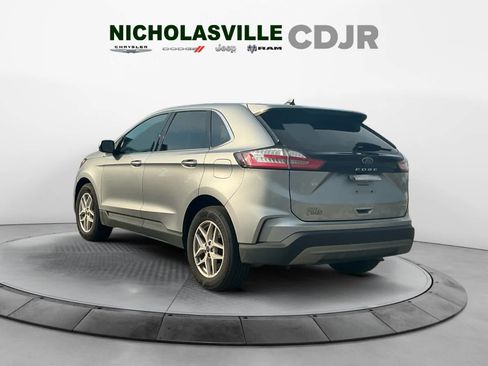 Used 2023 Ford Edge SEL AWD/4WD image 3