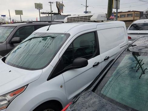 Used 2014 Ford Transit Connect XLT image 2