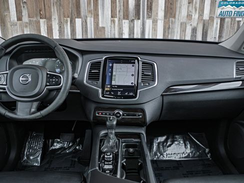 Used 2019 Volvo XC90 T6 Momentum AWD/4WD image 15