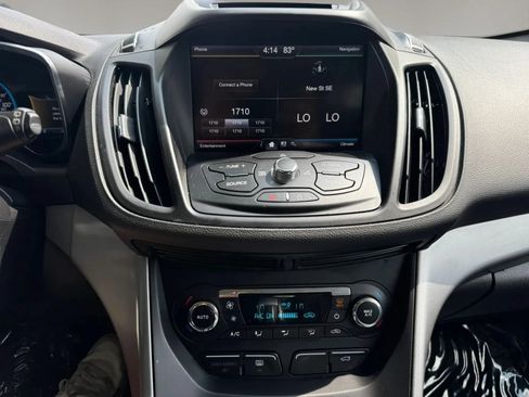 Used 2015 Ford C-MAX SE w/ Equipment Group 203A FWD image 20