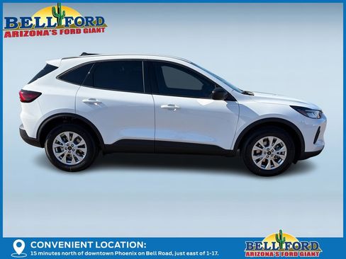 New 2026 Ford Escape Active image 7