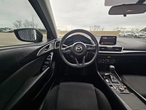 Used 2017 MAZDA MAZDA3 Sport image 13