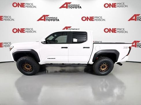 New 2026 Toyota Tacoma TRD Off-Road AWD/4WD image 4