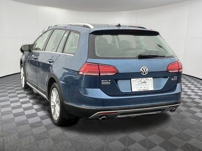 Used 2018 Volkswagen Golf Alltrack SE
