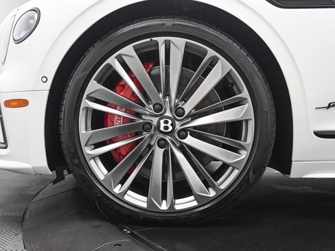 New 2025 Bentley Flying Spur Speed image 6