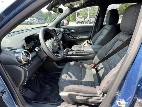 New 2027 Chevrolet Equinox LT FWD image 11