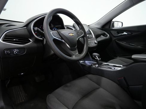 Used 2024 Chevrolet Malibu LT FWD image 12