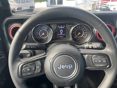 Used 2023 Jeep Wrangler Sport image 12