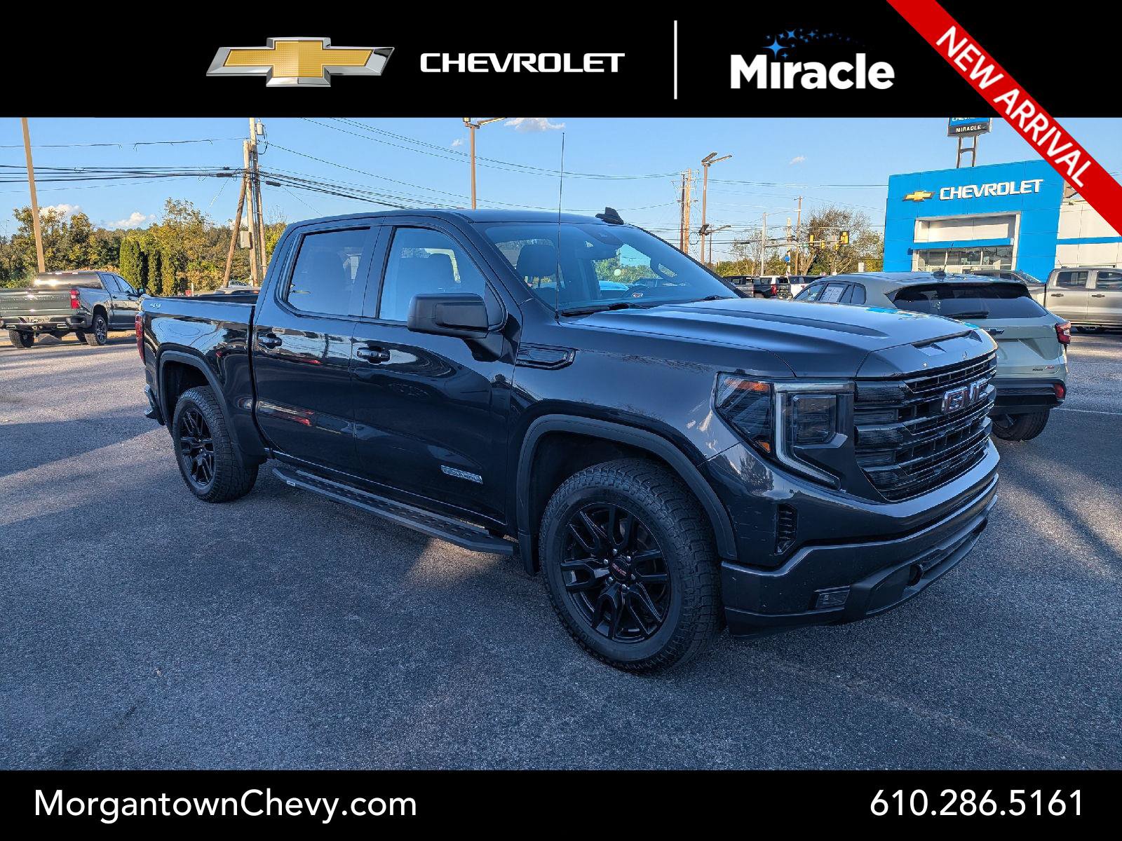 Used 2023 GMC Sierra 1500 Elevation AWD/4WD image 1