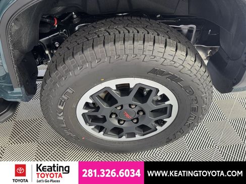 New 2026 Toyota 4Runner TRD Off-Road Premium AWD/4WD image 15