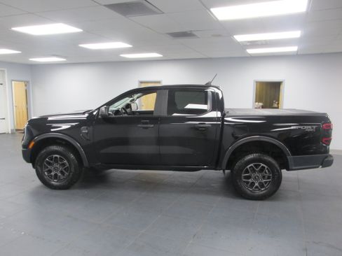 Used 2024 Ford Ranger XLT w/ Equipment Group 301A High AWD/4WD image 8