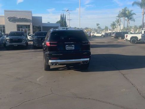 New 2026 GMC Acadia Denali image 7