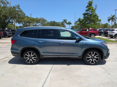 Used 2021 Honda Pilot Elite image 3