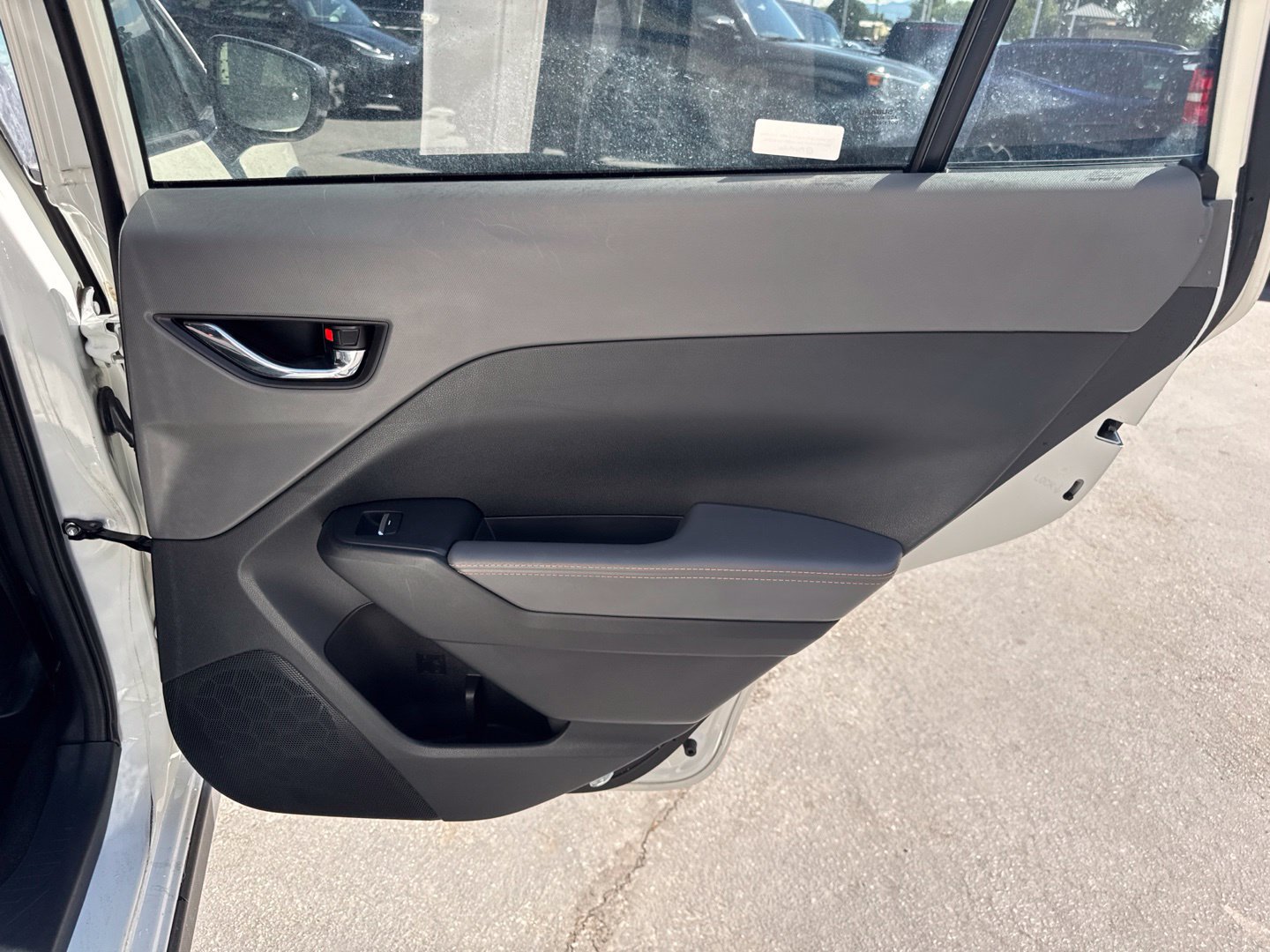 Used 2024 Subaru Crosstrek 2.5i Limited w/ Crosstrek Mirror Package AWD/4WD image 13