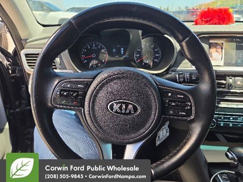 Used 2016 Kia Optima EX w/ Premium Package FWD image 22
